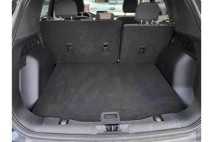 $20590 : Ford Escape Hybrid 2022 SE 4 image 10