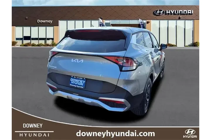 $19189 : Kia Sportage 2024 LX 4dr SUV image 4