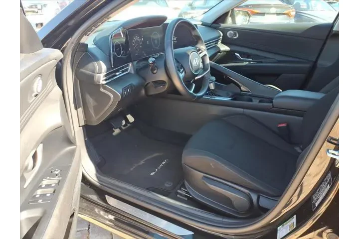 $24990 : Hyundai ELANTRA 2024 SEL 4dr image 5