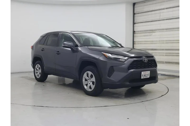 $30998 : Toyota RAV4 2024 LE 4dr SUV image 1