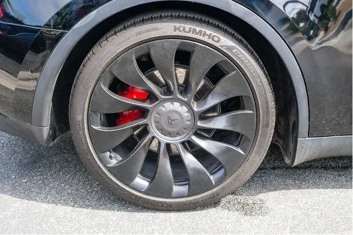 $31000 : Tesla Model Y 2022 AWD Perfo image 7