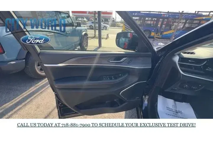 $26488 : Jeep Grand Cherokee 2022 4x4 image 6