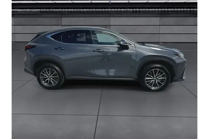 $39488 : Lexus NX 250 2024 Premium 4d image 9