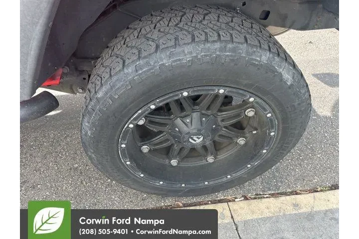 $12000 : Jeep Wrangler 2015 4x4 Sport image 10