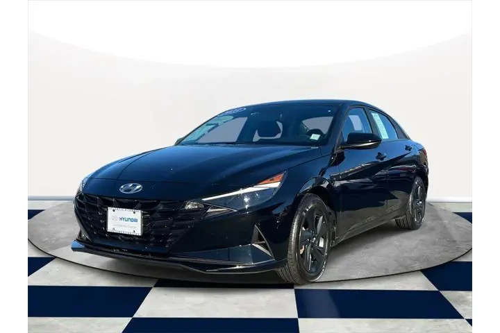 $23522 : Hyundai ELANTRA 2023 SEL 4dr image 3