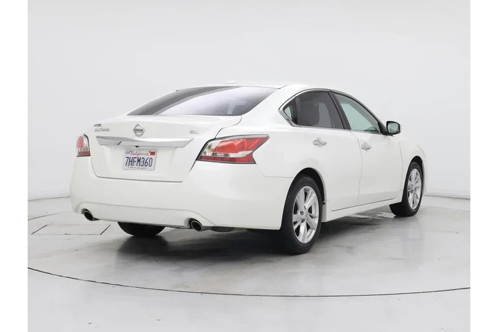 $12998 : Nissan Altima 2015 2.5 SL 4d image 8