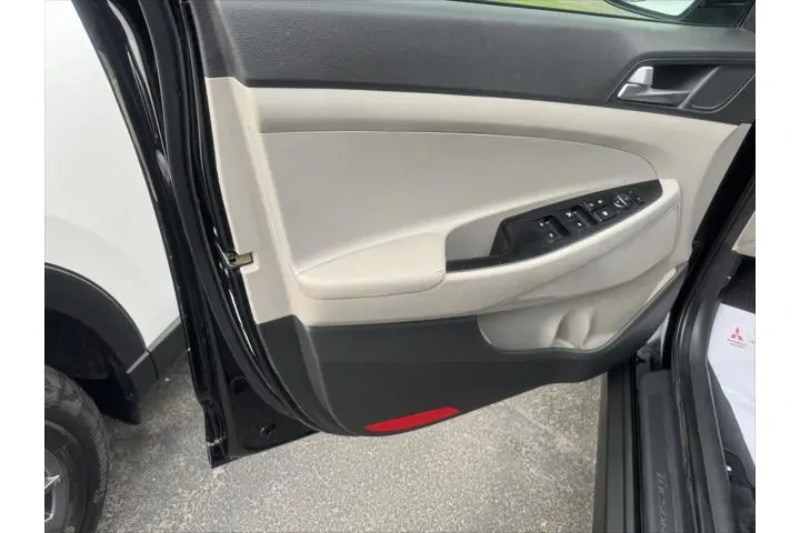 $9999 : Hyundai TUCSON 2016 SE 4dr S image 10