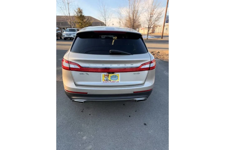 $12500 : 2017 MKX Select image 9
