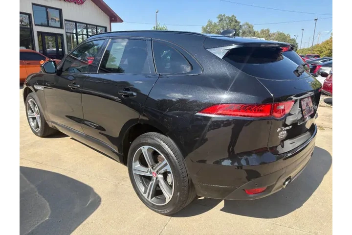 $11950 : 2017 F-PACE 35t R-Sport image 7