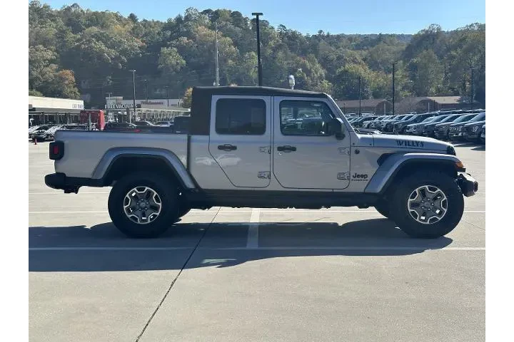 $28667 : Jeep Gladiator 2021 4x4 Spor image 8