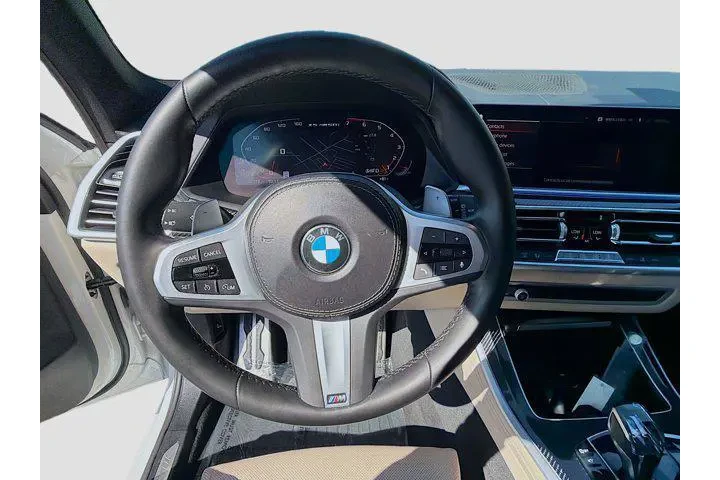 $39498 : BMW X5 2022 AWD M50i 4dr Spo image 4