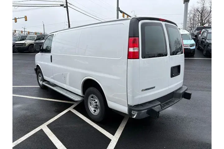 $31498 : Chevrolet Express 2024 2500 image 5