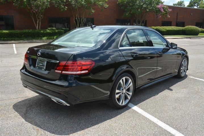 2016 Mercedes-Benz E-Class E image 6