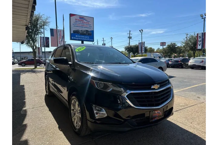 2018 Equinox LT image 3