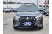 $15900 : Nissan Kicks 2022 SR 4dr Cro thumbnail