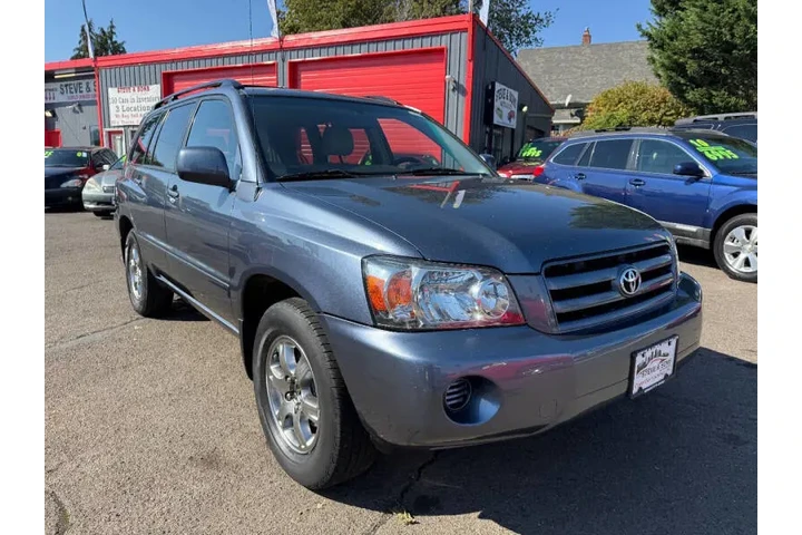 $8995 : 2004 Highlander image 3