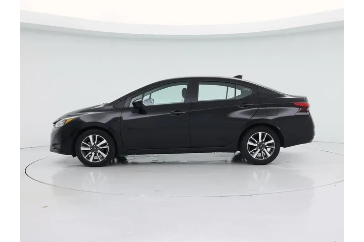 $17998 : Nissan Versa 2025 SV 4dr Sed image 3