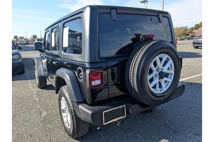 $28138 : Jeep Wrangler 2023 4x4 Sport image 5