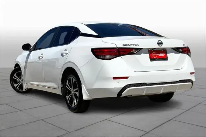 $16386 : Nissan Sentra 2021 SV 4dr Se image 9