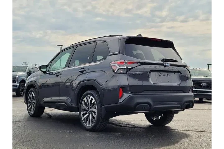 $39998 : Subaru Forester 2025 AWD Tou image 5