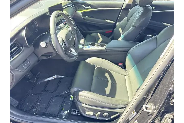 $34996 : Genesis G70 2025 AWD 2.5T Sp image 9