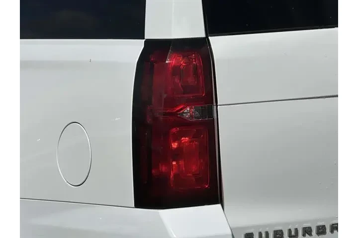 $14995 : Chevrolet Suburban 2015 4x4 image 9