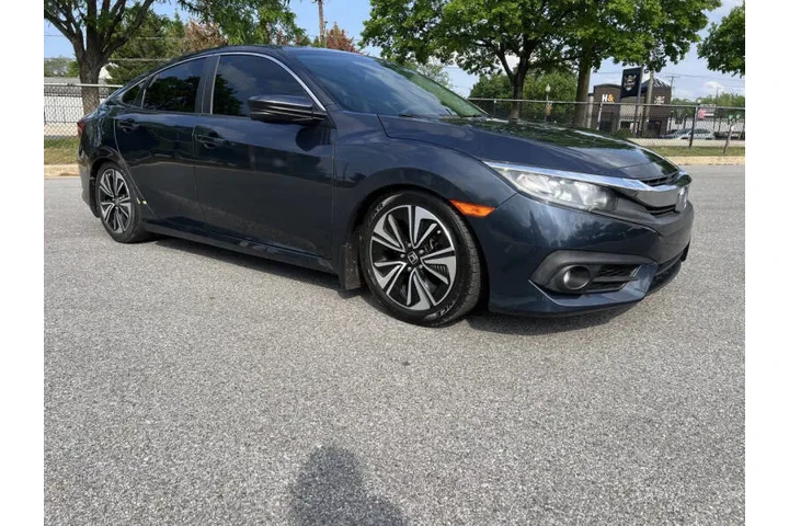 $13900 : 2017 Civic EX-T image 4