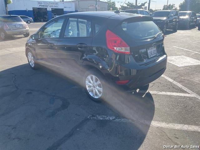 $10450 : 2012 Fiesta SE Hatchback image 5