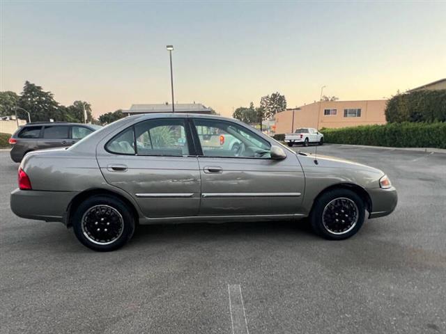 $3950 : 2005 Sentra 1.8 S image 4