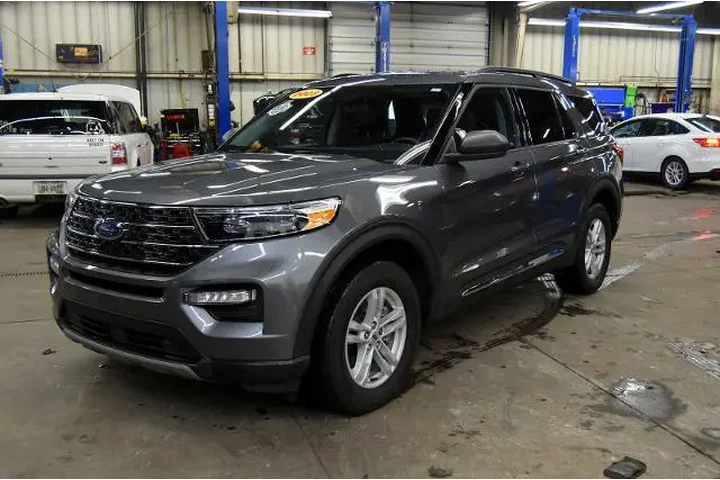 $30600 : Ford Explorer 2023 AWD XLT 4 image 7