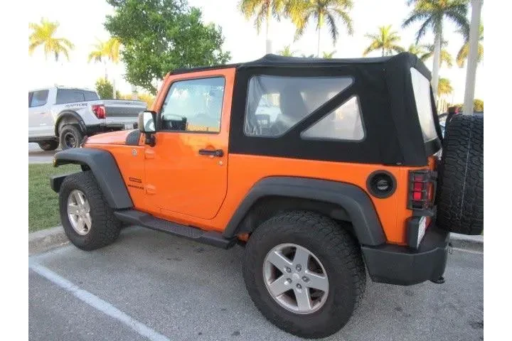 $13911 : Jeep Wrangler 2012 4x4 Sport image 4