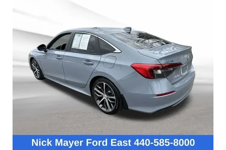 $26953 : Honda Civic 2024 Touring 4dr image 5