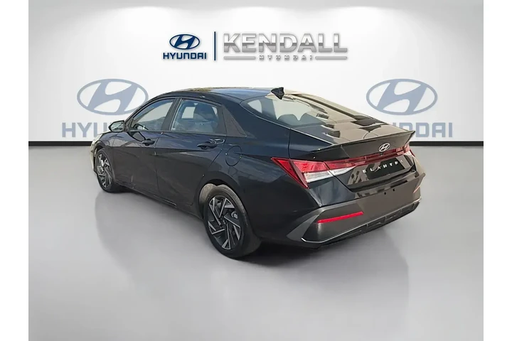 $17492 : Hyundai ELANTRA 2025 SEL Spo image 4
