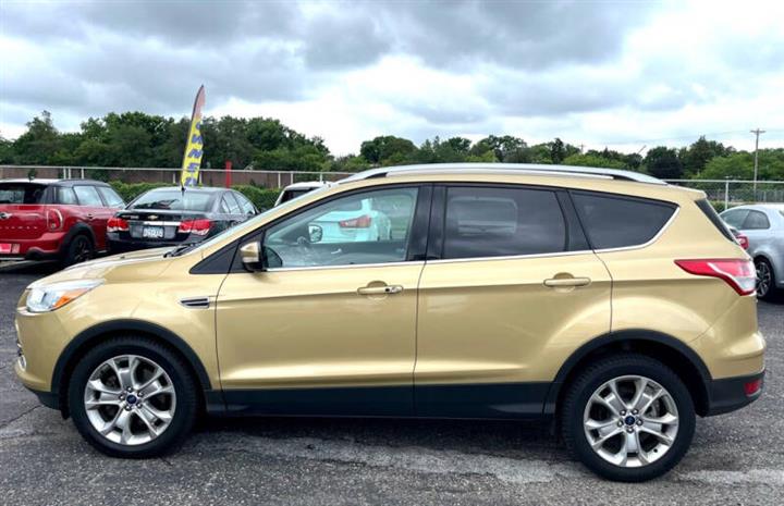 $7995 : 2014 Escape Titanium image 9