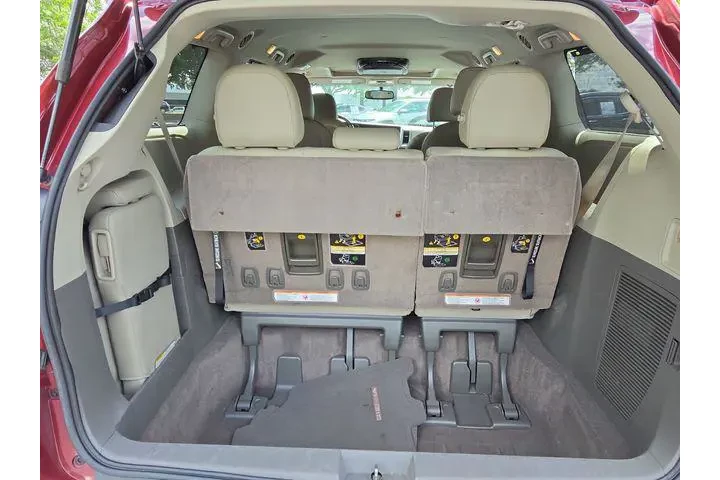 $19442 : Toyota Sienna 2015 XLE 7-Pas image 10