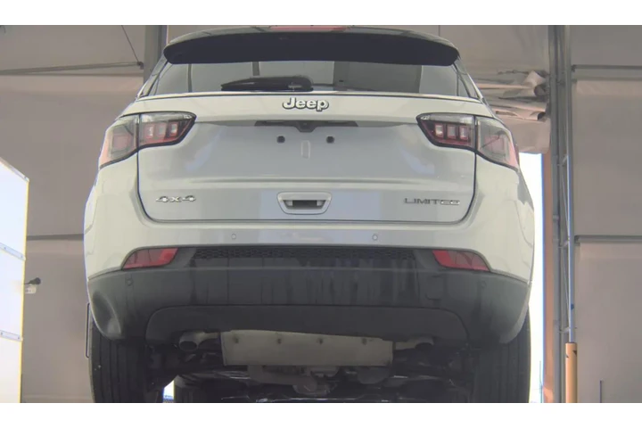 $23990 : Jeep Compass 2025 4x4 Limite image 6
