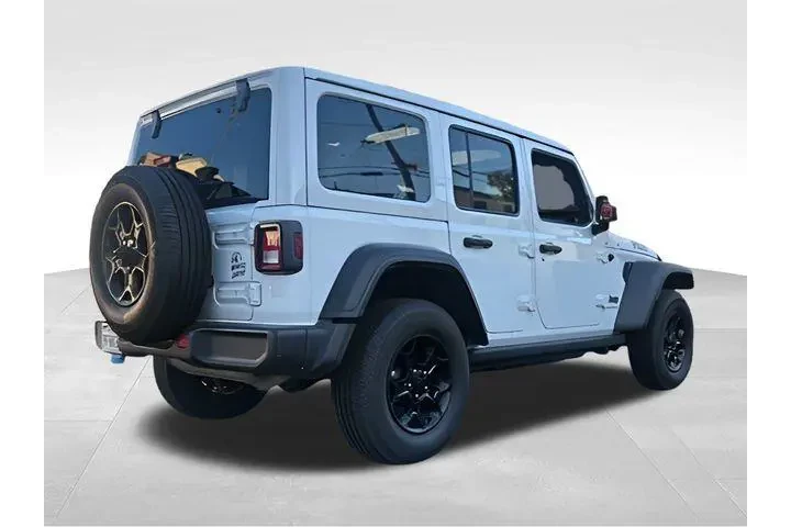 $23444 : Jeep Wrangler 2023 4x4 Willy image 3