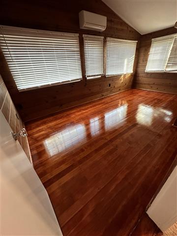 Hardwood floors image 6