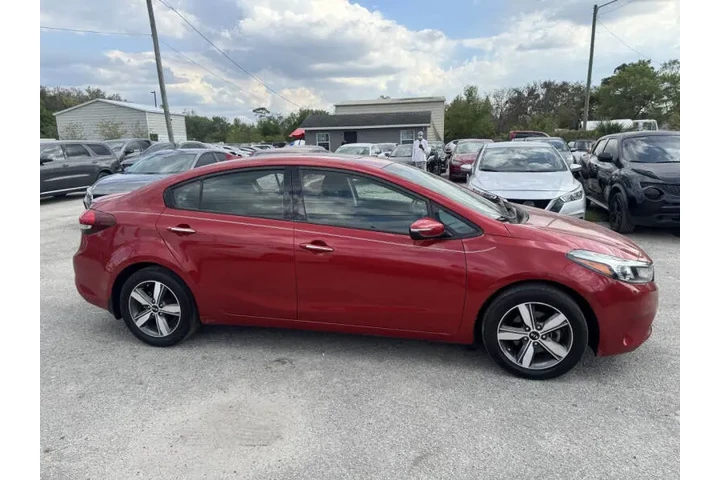 $8797 : 2018 Forte S image 5