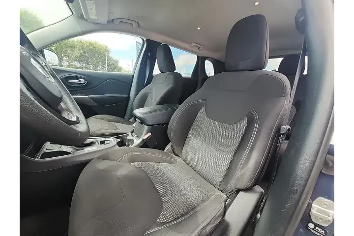 $17998 : Jeep Cherokee 2021 Latitude image 7