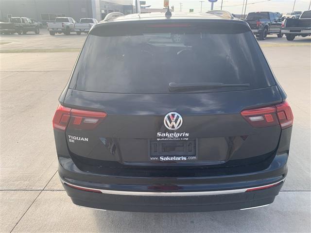 $24452 : 2021 Tiguan 2.0T SUV I-4 cyl image 3