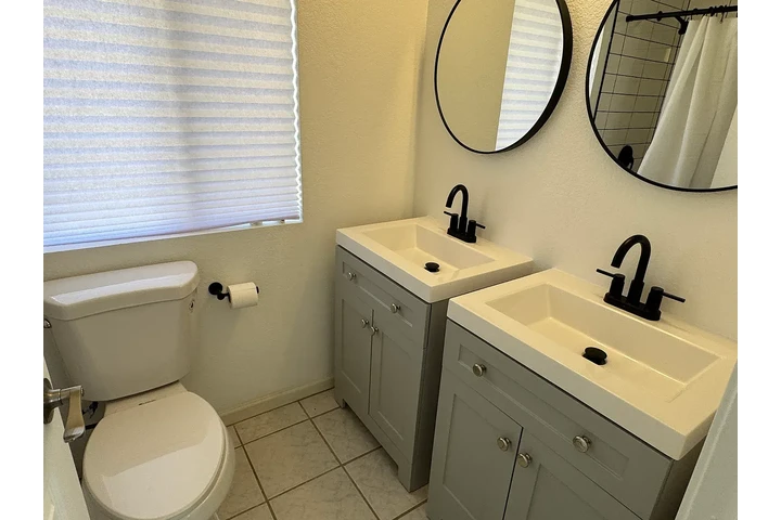 $1895 : Newly remodeled image 8