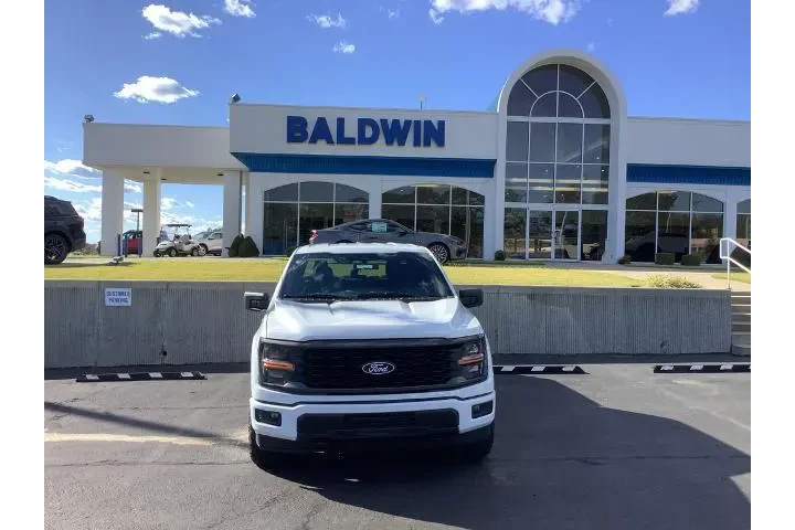 $39950 : Ford F-150 2024 4x4 STX 4dr image 2