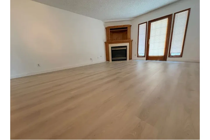 $2400 : 3bed available in Los Angeles image 2