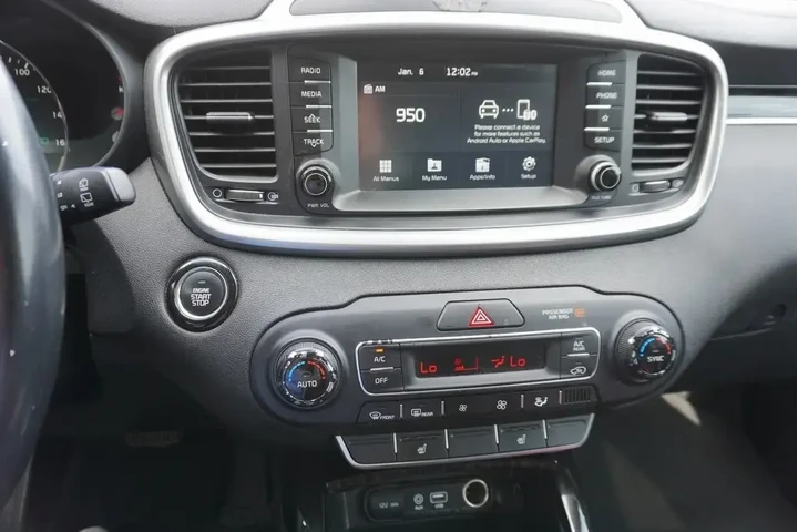 $11188 : Kia Sorento 2020 S V6 4dr SU image 8