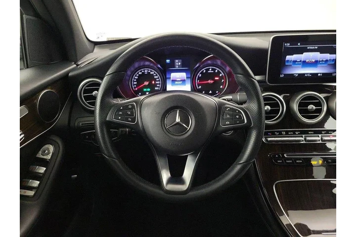 $19998 : Mercedes-Benz GLC 2018 GLC 3 image 10