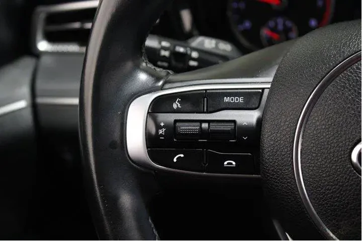 $21951 : Kia K5 2021 GT-Line 4dr Seda image 9