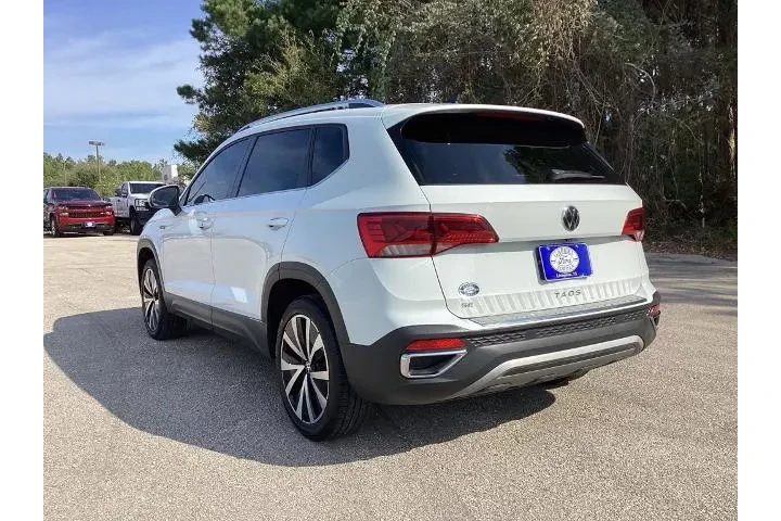 Volkswagen Taos 2022 SE 4dr image 7
