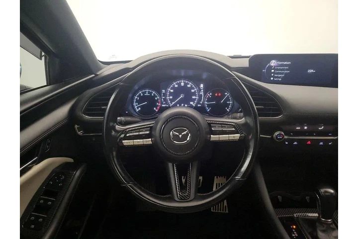 $17998 : Mazda Mazda3 Hatchback 2021 image 10
