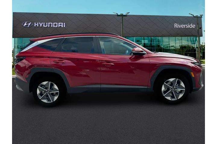 $29881 : Hyundai TUCSON 2025 SEL Conv image 9